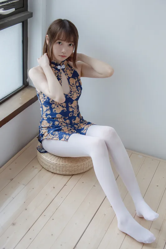 森萝财团 [JKFUN-008] Aika 60D白丝踩酱肉包 [130P 1V] - 森萝财团